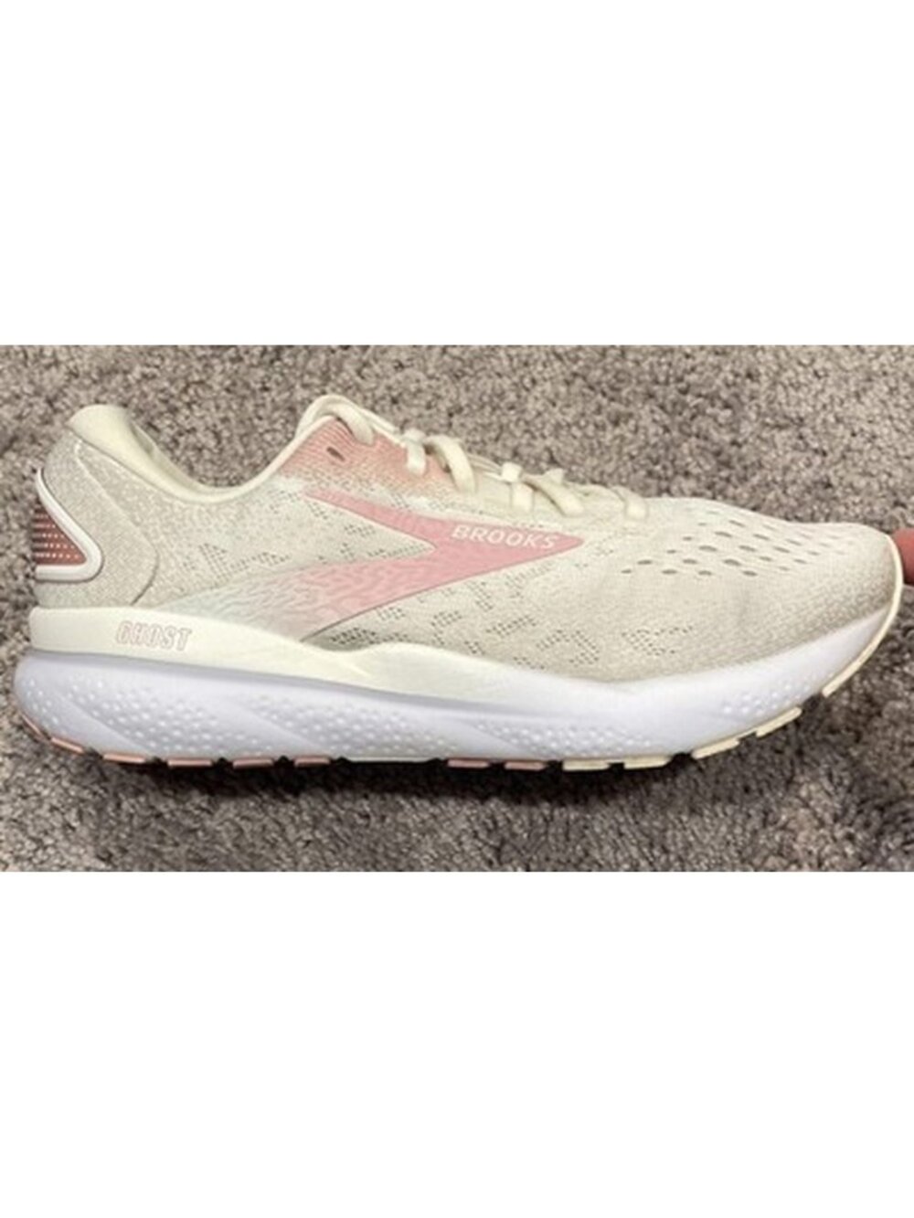 Brooks Ghost 16 Women’s 8 B 120407-1B-136 White Pink